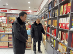 桐柏县市场监视办理局：开展春节期间食物平安